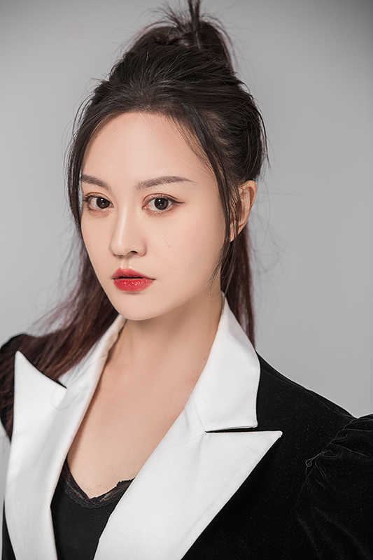 33张佩馨.jpg
